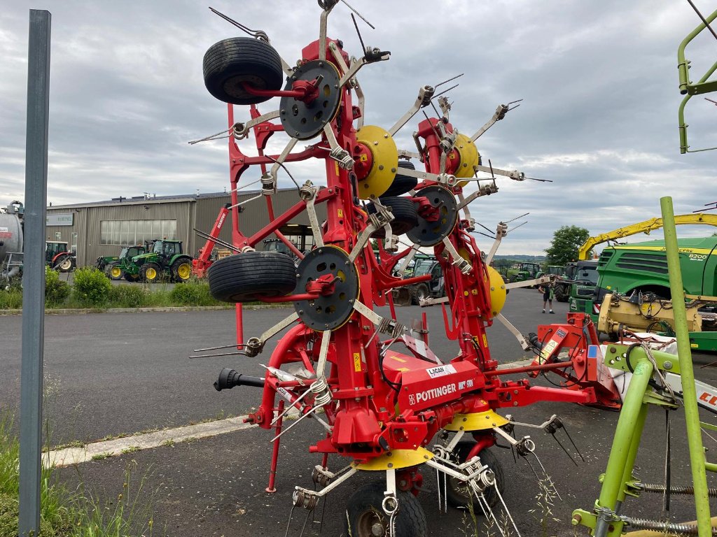 Kreiselheuer typu Pöttinger HIT 910 N, Gebrauchtmaschine v SAINT FLOUR (Obrázek 4)