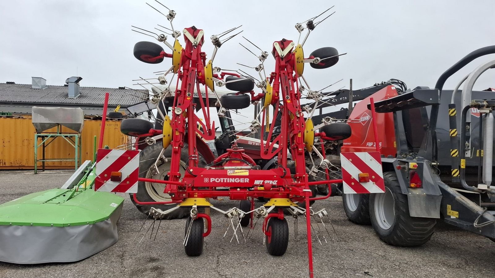 Kreiselheuer des Typs Pöttinger Hit 910 NZ, Gebrauchtmaschine in Gundertshausen (Bild 8)