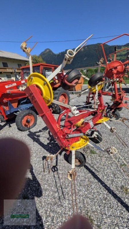 Kreiselheuer des Typs Pöttinger Hit Alpin 4.4 H, Gebrauchtmaschine in Schlitters (Bild 4)