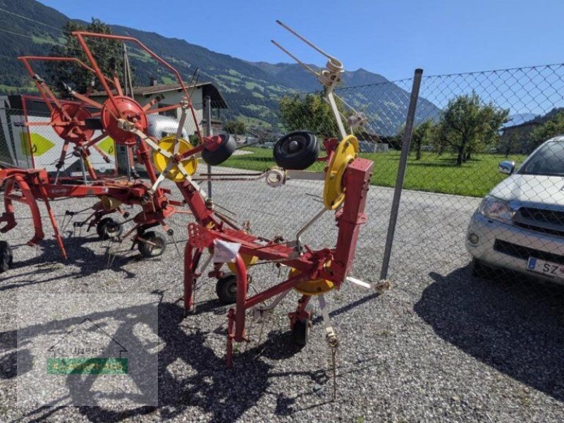 Kreiselheuer des Typs Pöttinger Hit Alpin 4.4 H, Gebrauchtmaschine in Schlitters (Bild 1)