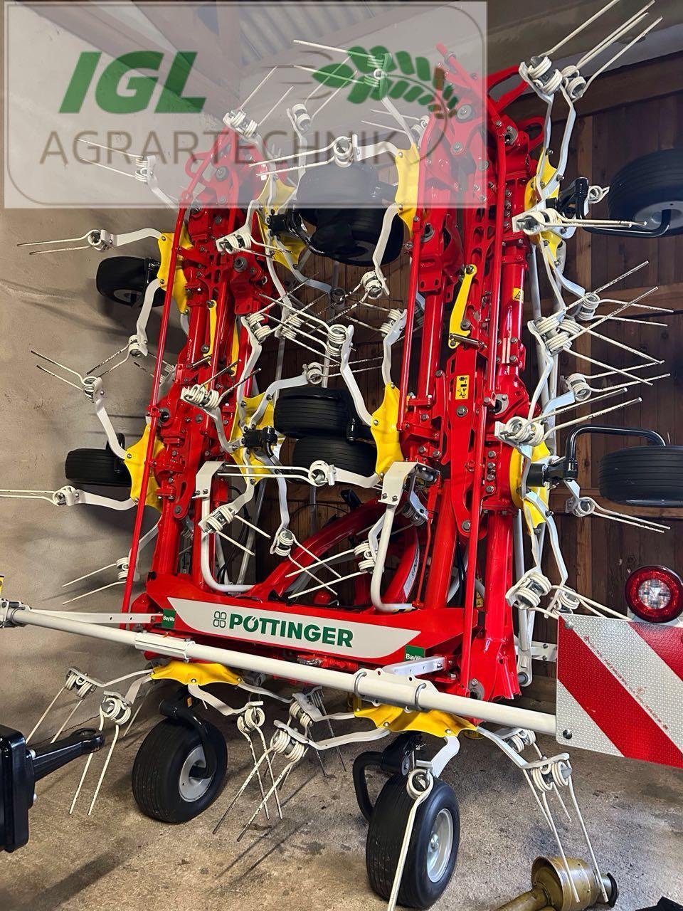 Kreiselheuer of the type Pöttinger HIT V 11100, Gebrauchtmaschine in Nabburg (Picture 2)
