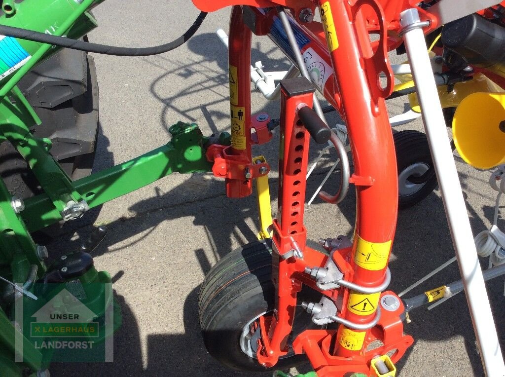 Kreiselheuer des Typs Pöttinger HIT V 6260 N, Neumaschine in Kobenz bei Knittelfeld (Bild 12)