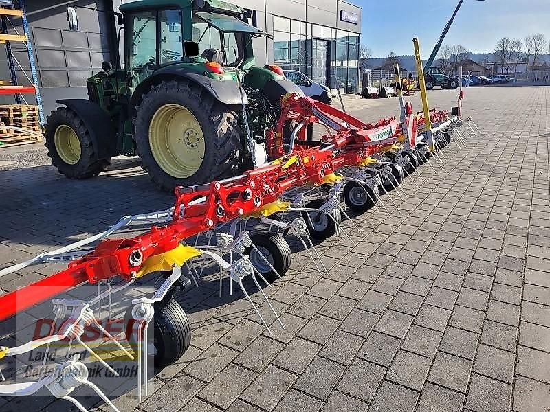 Kreiselheuer des Typs Pöttinger HIT V11100, Neumaschine in Aichstetten (Bild 2)