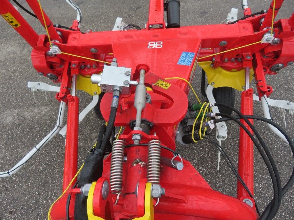 Kreiselheuer Türe ait Pöttinger Hit.6.69, Neumaschine içinde Frankenmarkt (resim 11)