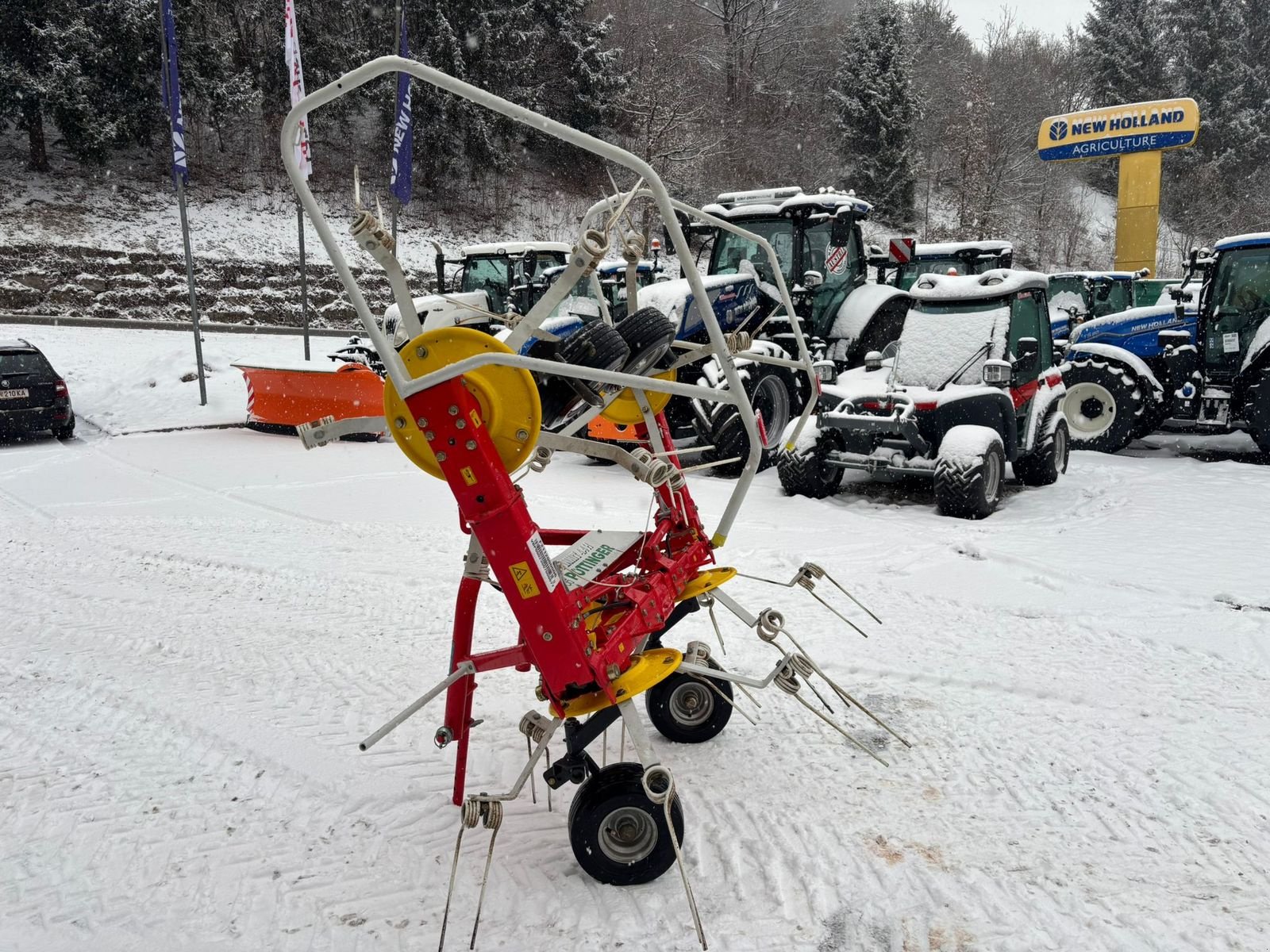Kreiselheuer от тип Pöttinger Kreiselheuer HIT 44  Alpin, Gebrauchtmaschine в Burgkirchen (Снимка 6)