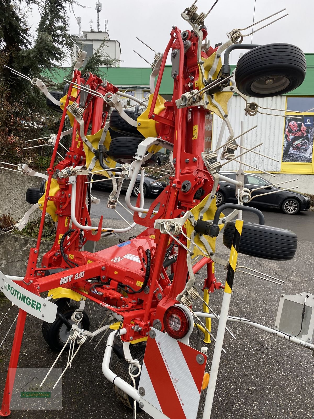 Kreiselheuer of the type Pöttinger Zettkreisel HIT 8.81, Vorführmaschine in Wartberg (Picture 3)