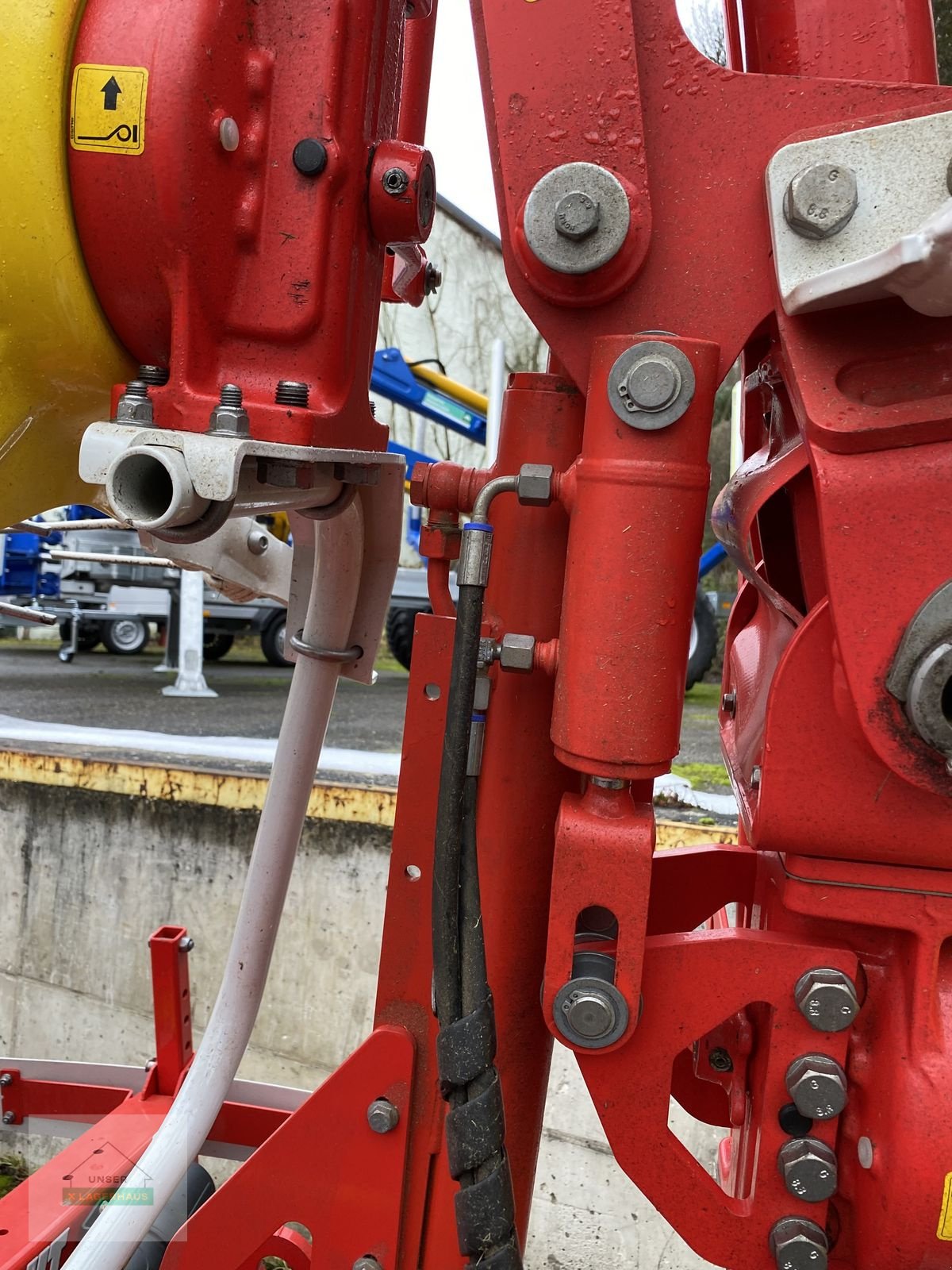 Kreiselheuer of the type Pöttinger Zettkreisel HIT 8.81, Vorführmaschine in Wartberg (Picture 5)