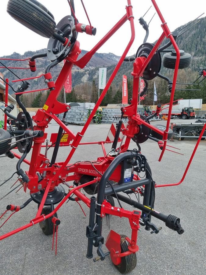 Kreiselheuer des Typs SIP Kreisler Spider 600/6 Alp, Neumaschine in Ried im Oberinntal (Bild 4)
