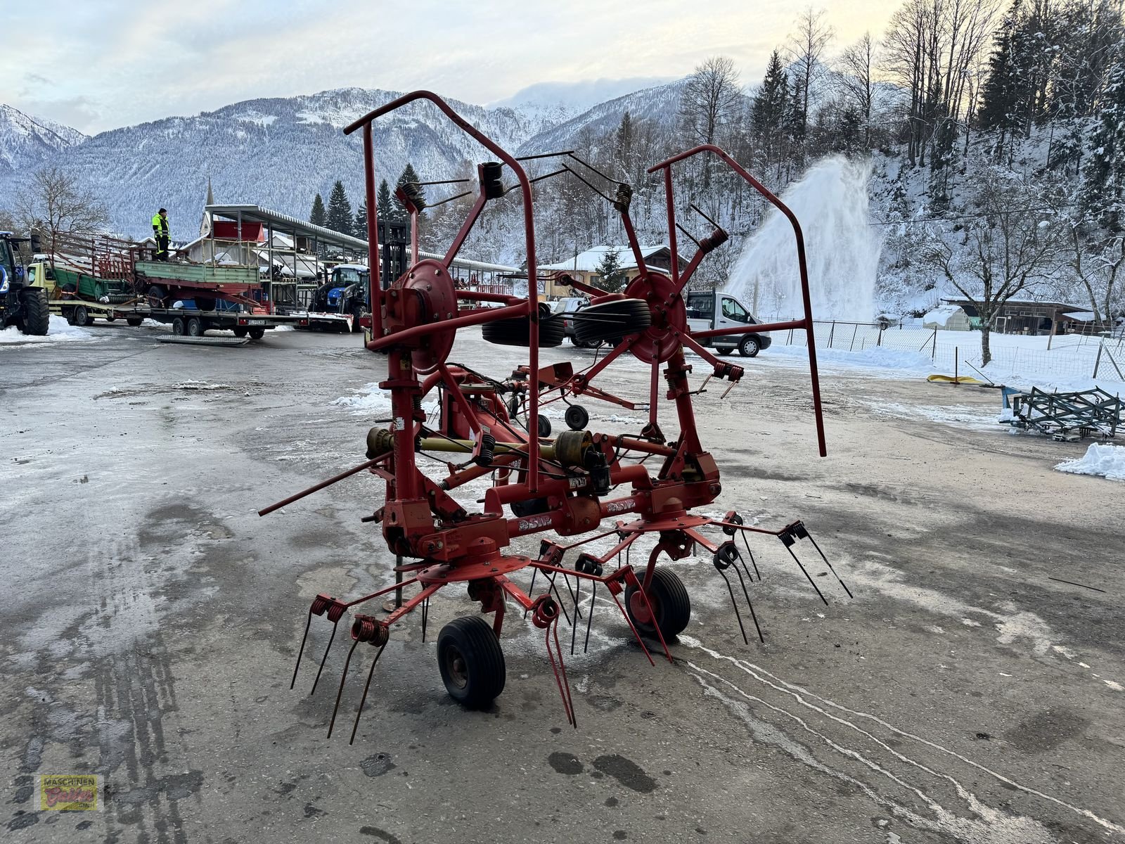 Kreiselheuer типа SIP Spider 455 Pro Kreiselzettwender mit Schwenkbock, Gebrauchtmaschine в Kötschach (Фотография 12)