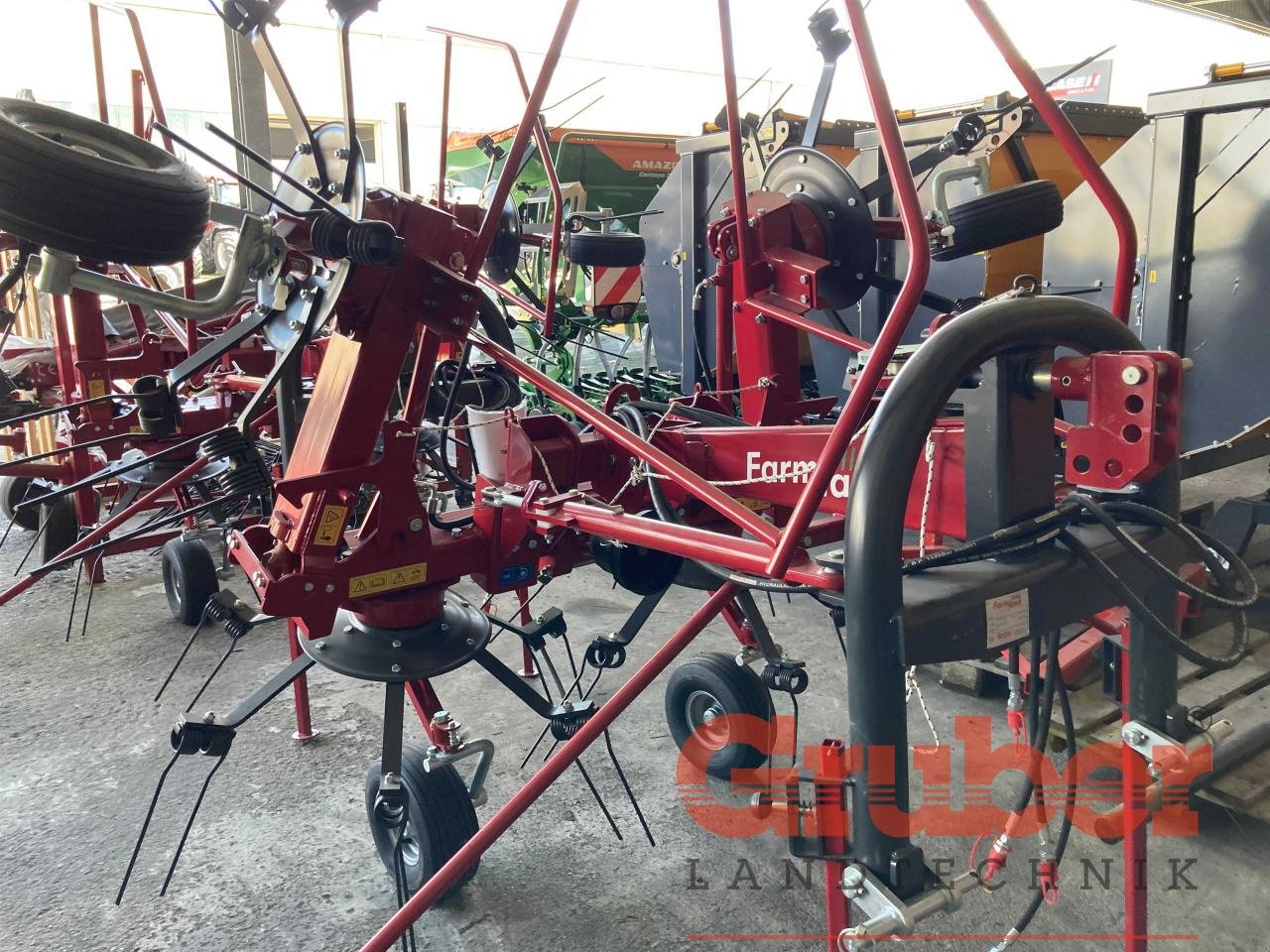 Kreiselheuer Türe ait Sonstige Farmland FPM KH 400/4, Neumaschine içinde Hartkirchen (resim 1)