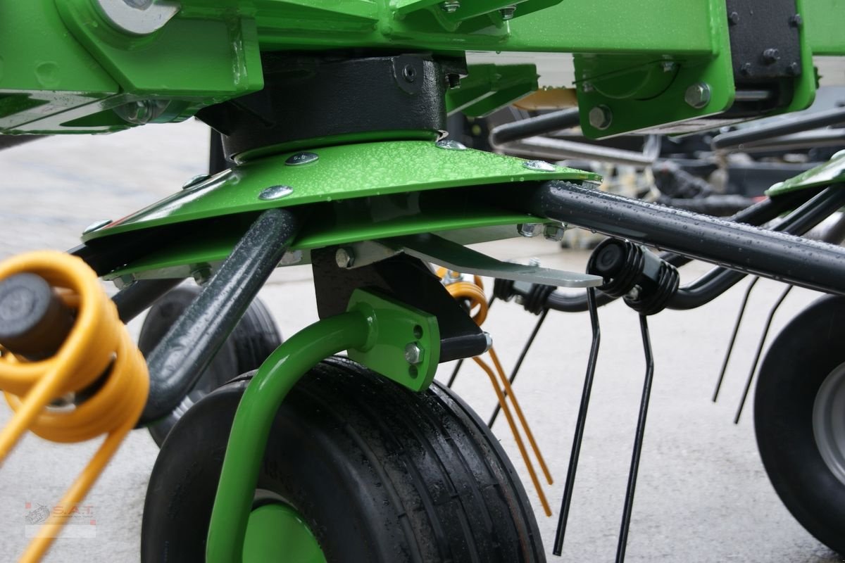 Kreiselheuer of the type Talex NEU-Kreiselzetter Tornado 5500, Neumaschine in Eberschwang (Picture 22)