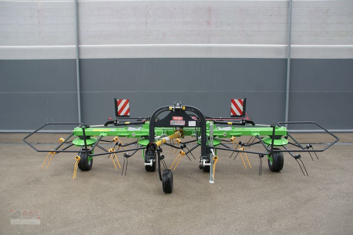 Kreiselheuer of the type Talex NEU-Kreiselzetter Tornado 5500, Neumaschine in Eberschwang (Picture 16)