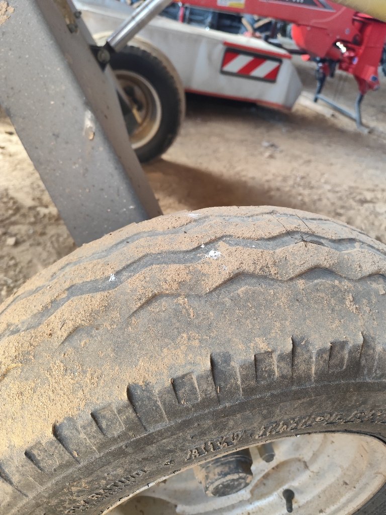 Kreiselheuer Türe ait Vicon Fanex 1404 c, Gebrauchtmaschine içinde Calmont (resim 5)