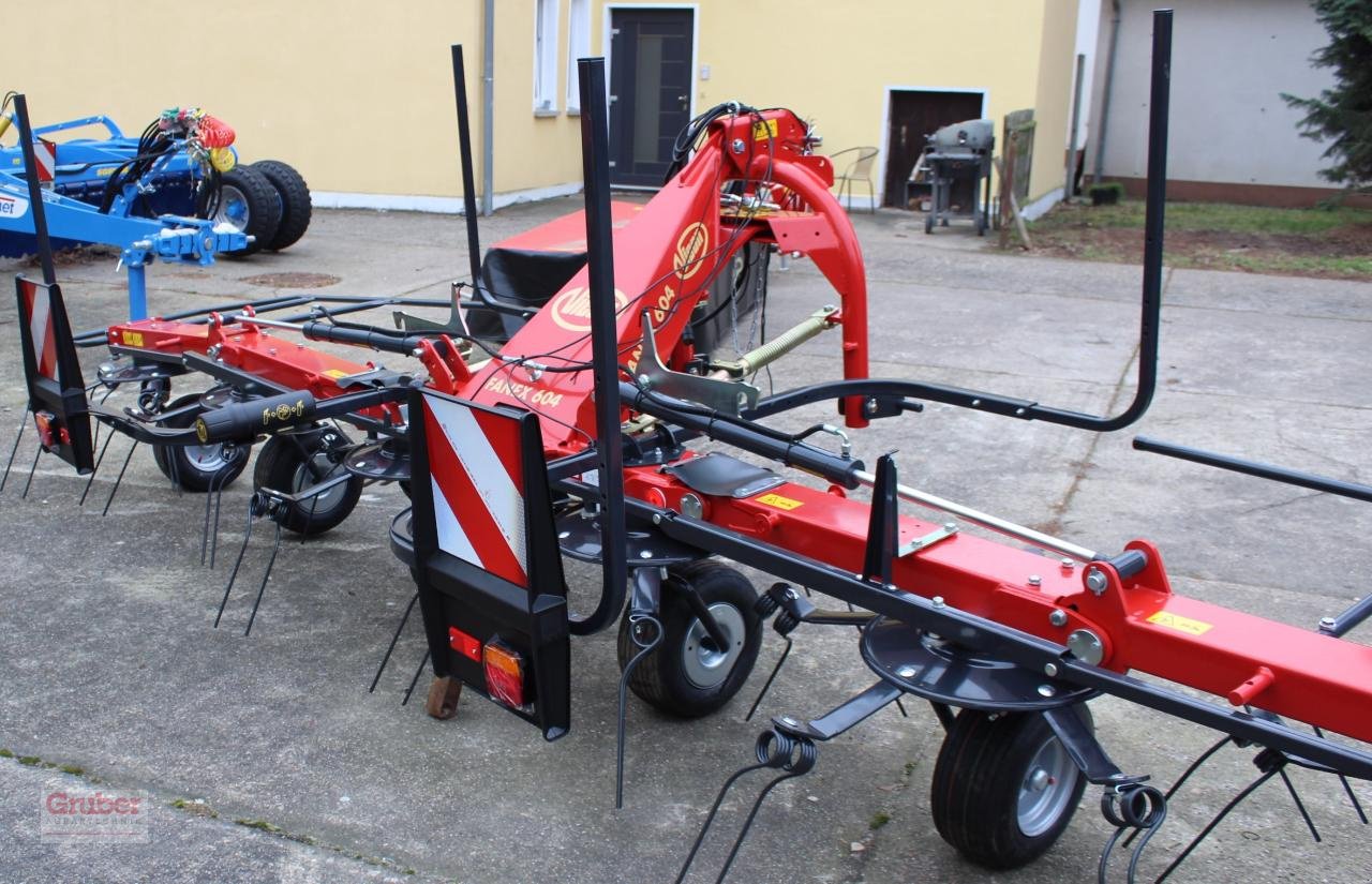 Kreiselheuer des Typs Vicon Fanex 604 Compact Line, Neumaschine in Leipzig OT Engelsdorf (Bild 5)