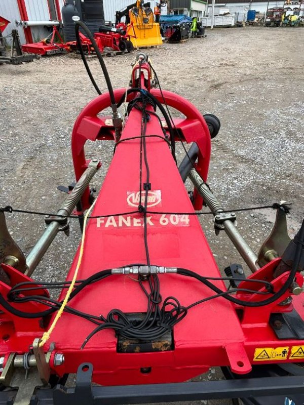 Kreiselheuer Türe ait Vicon Fanex 604, Gebrauchtmaschine içinde CIVENS (resim 2)