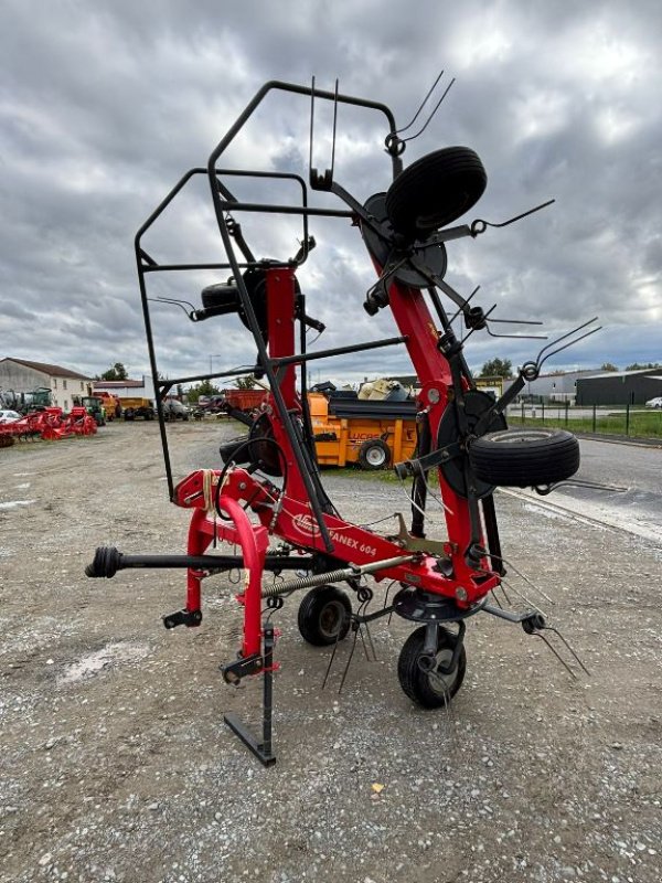 Kreiselheuer Türe ait Vicon Fanex 604, Gebrauchtmaschine içinde CIVENS (resim 5)