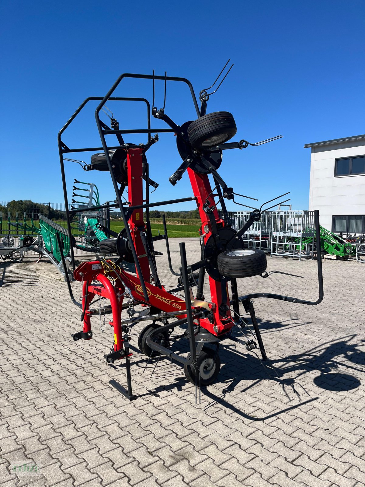 Kreiselheuer des Typs Vicon Fanex 604, Neumaschine in Bruckmühl (Bild 1)