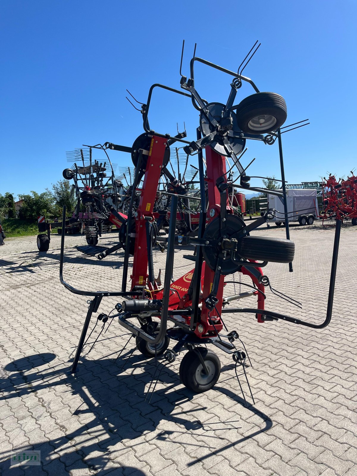 Kreiselheuer des Typs Vicon Fanex 604, Neumaschine in Bruckmühl (Bild 3)