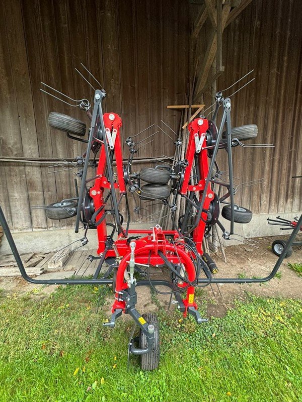 Kreiselheuer des Typs Vicon Fanex 804, Neumaschine in Bertschikon (Bild 4)