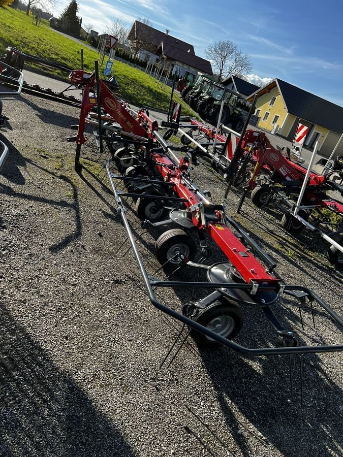 Kreiselheuer of the type Vicon Fanex 804, Neumaschine in Pischelsdorf (Picture 3)