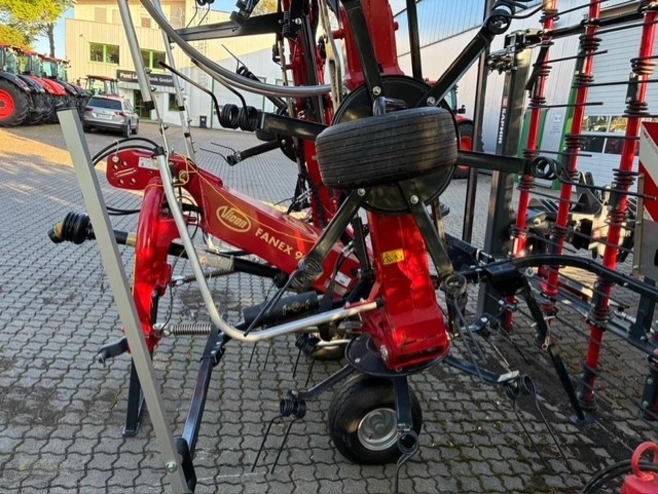 Kreiselheuer van het type Vicon Fanex 904, Neumaschine in Jahnatal (Foto 3)