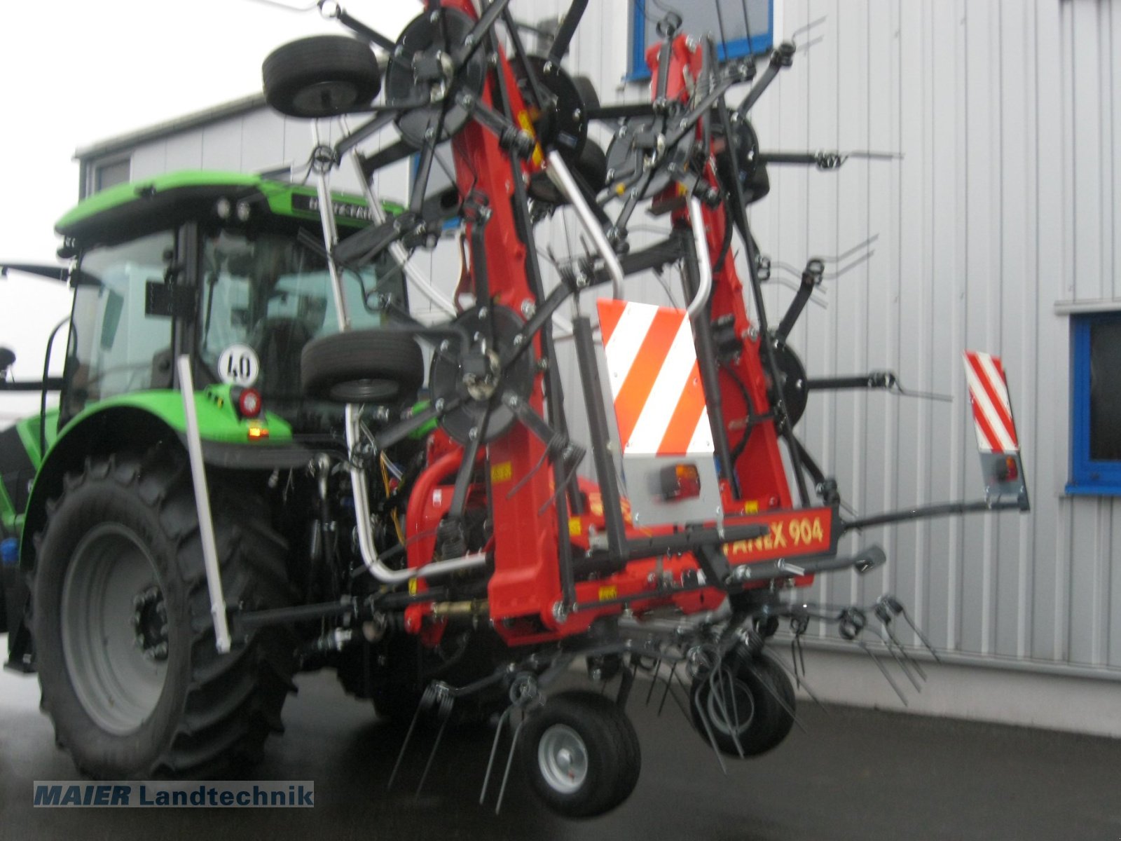 Kreiselheuer des Typs Vicon Fanex 904, Neumaschine in Dieterskirchen (Bild 3)