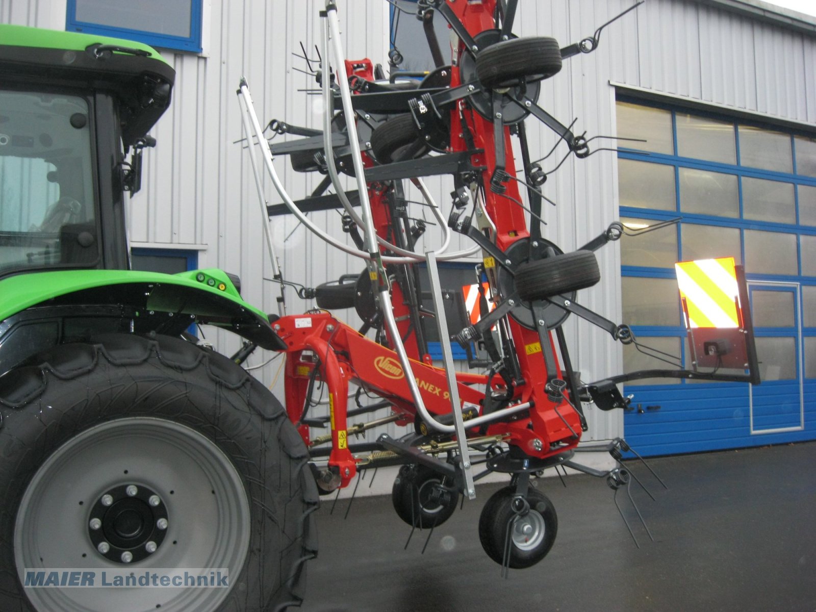 Kreiselheuer des Typs Vicon Fanex 904, Neumaschine in Dieterskirchen (Bild 4)