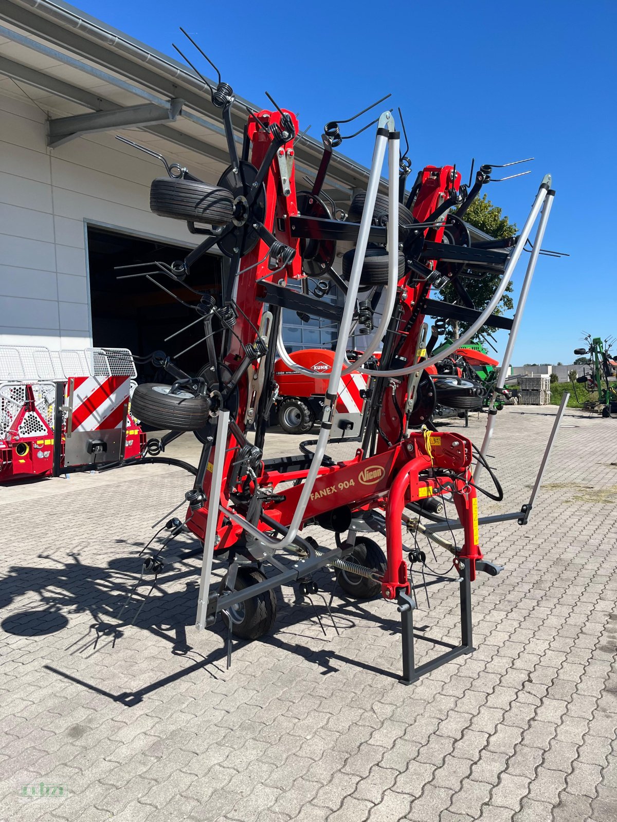 Kreiselheuer типа Vicon Fanex 904, Neumaschine в Bruckmühl (Фотография 1)