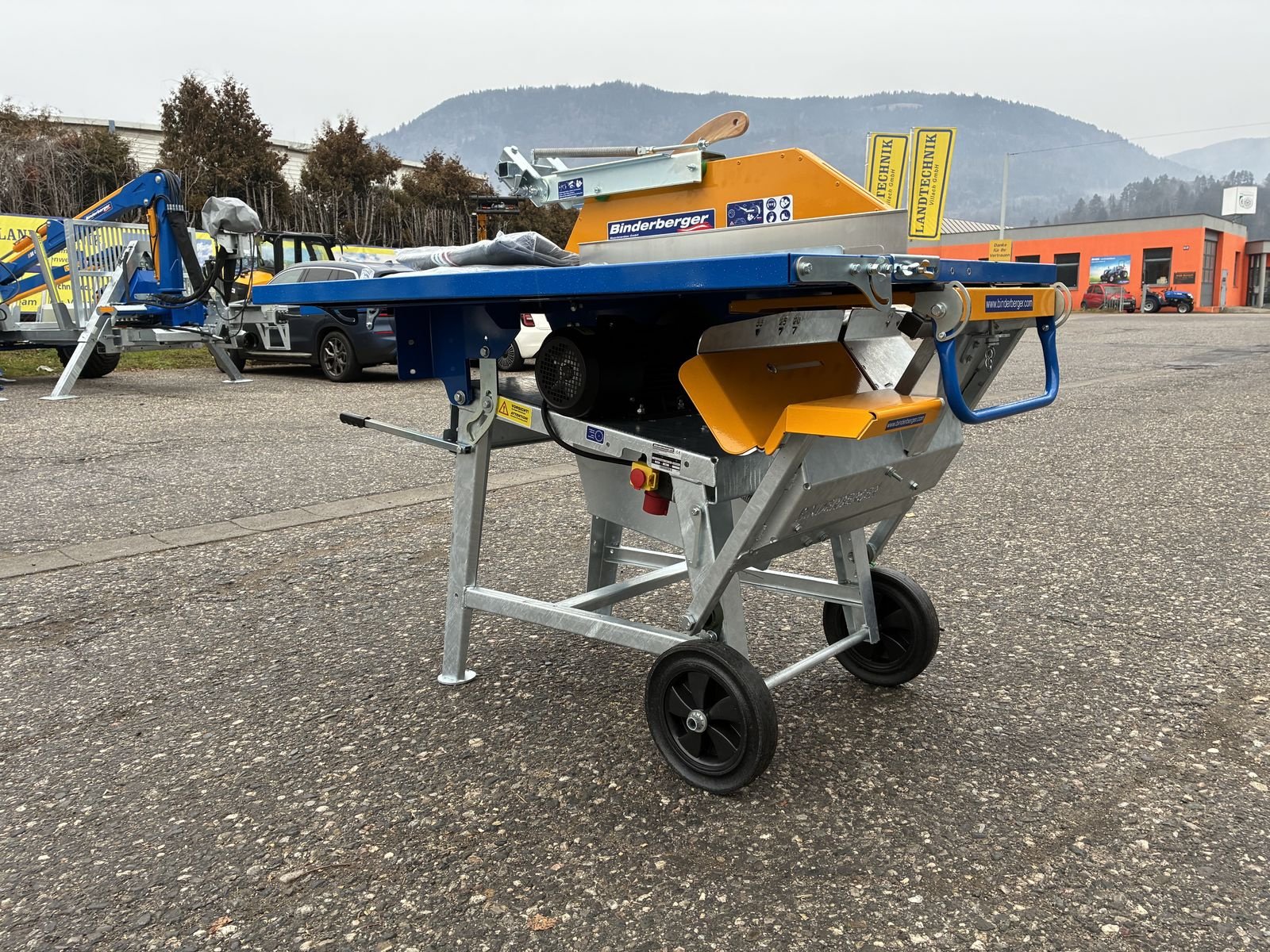 Kreissäge & Wippsäge of the type Binderberger TWS 700 E, Neumaschine in Villach (Picture 3)