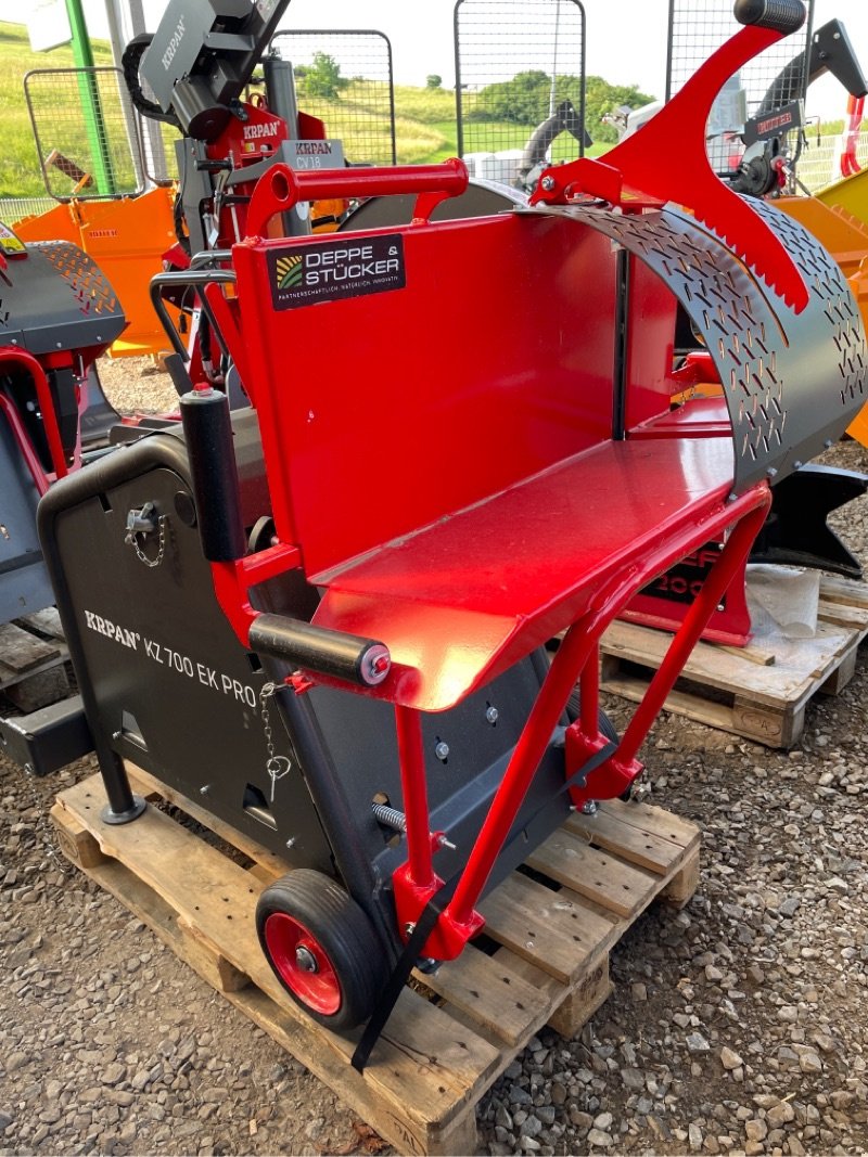 Kreissäge & Wippsäge typu Krpan KZ 700 EK PRO 400 V, Neumaschine w Wettin-Löbejun (Zdjęcie 1)