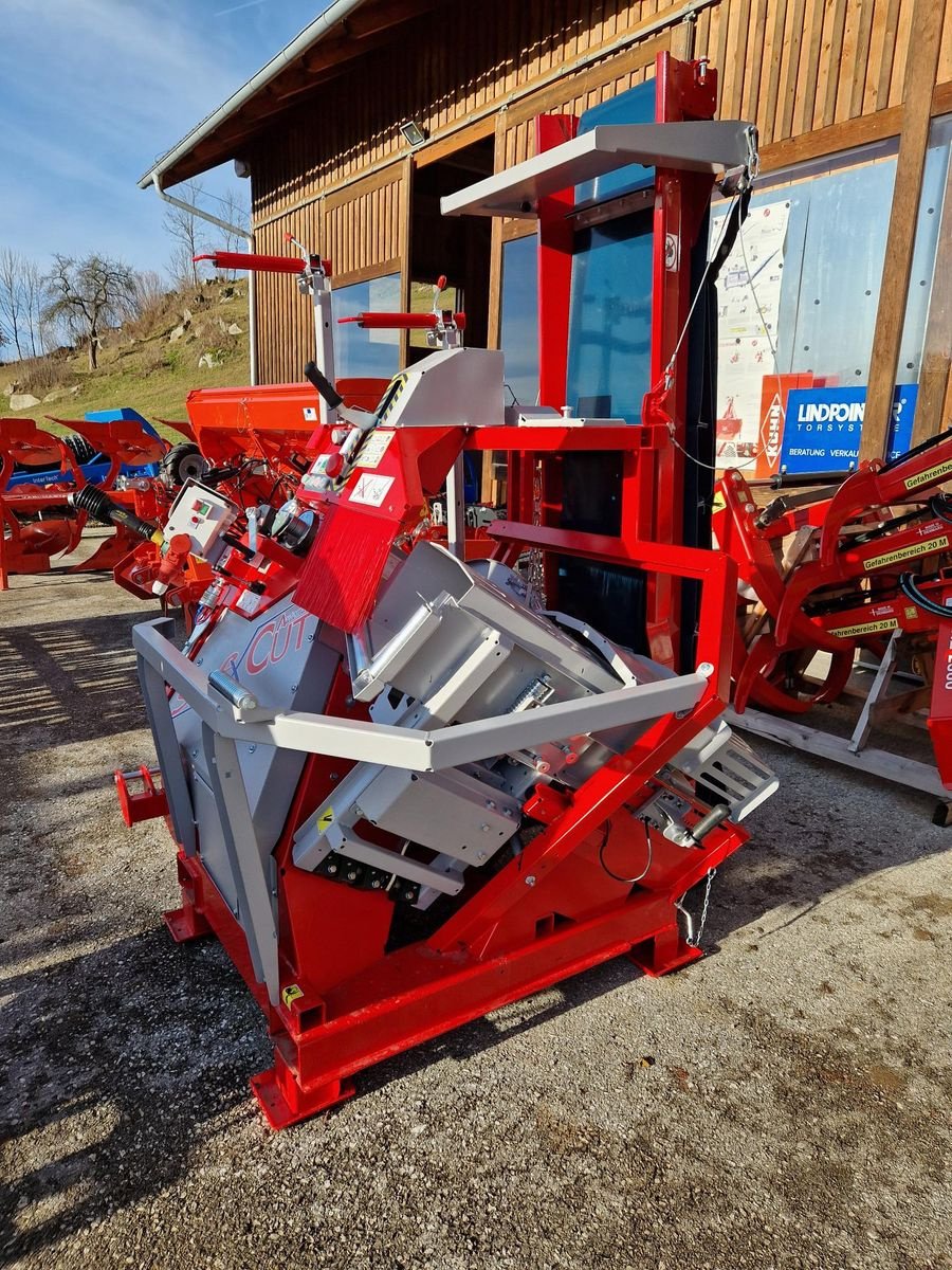 Kreissäge & Wippsäge of the type Lancman SAF 707 X-Cut AUTOMATIC mit 5 m Förderband, Neumaschine in Grünbach (Picture 1)