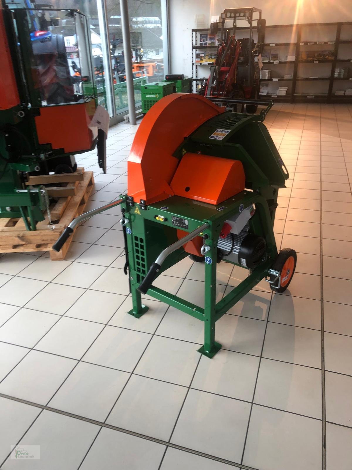 Kreissäge & Wippsäge del tipo Posch Wippsäge, Neumaschine en Bad Kötzting (Imagen 4)