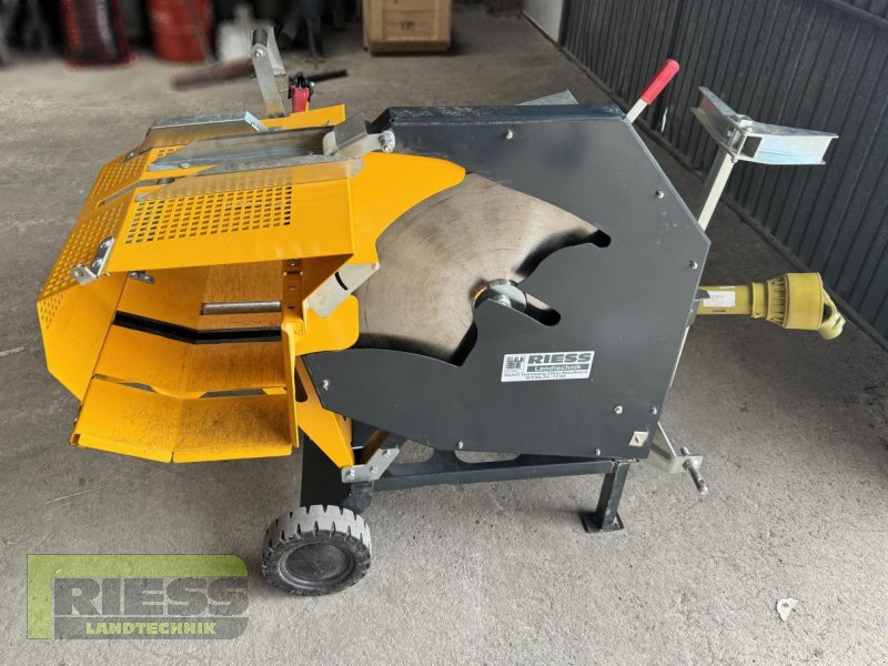 Kreissäge & Wippsäge Türe ait Sonstige UNIFOREST WKA 700 CD, Gebrauchtmaschine içinde Homberg/Ohm - Maulbach (resim 1)