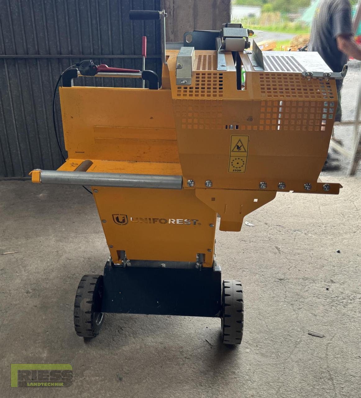 Kreissäge & Wippsäge Türe ait Sonstige UNIFOREST WKA 700 CD, Gebrauchtmaschine içinde Homberg/Ohm - Maulbach (resim 6)