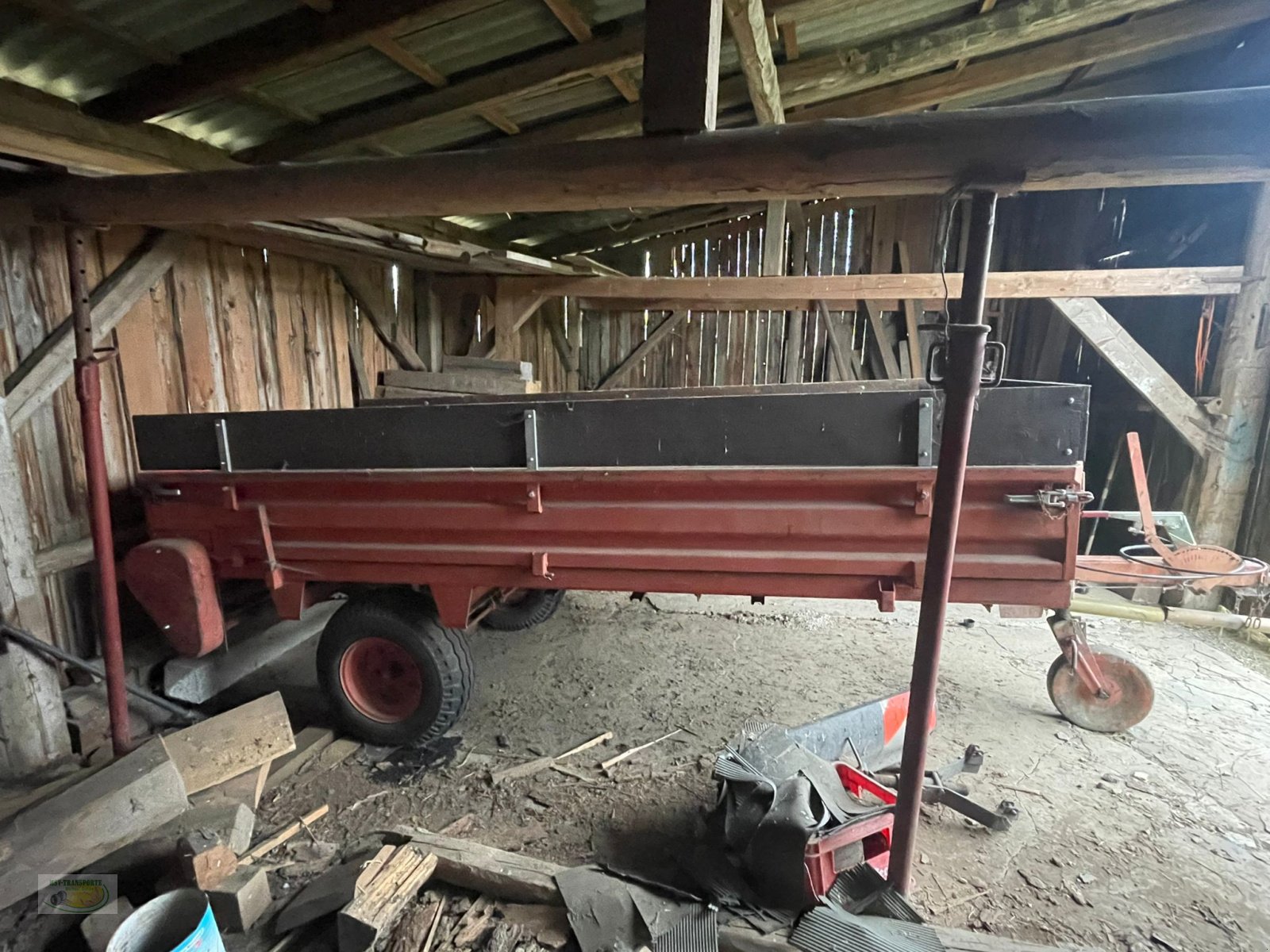 Kurzholzanhänger des Typs Strautmann Kratzboden, Gebrauchtmaschine in Velburg (Bild 2)