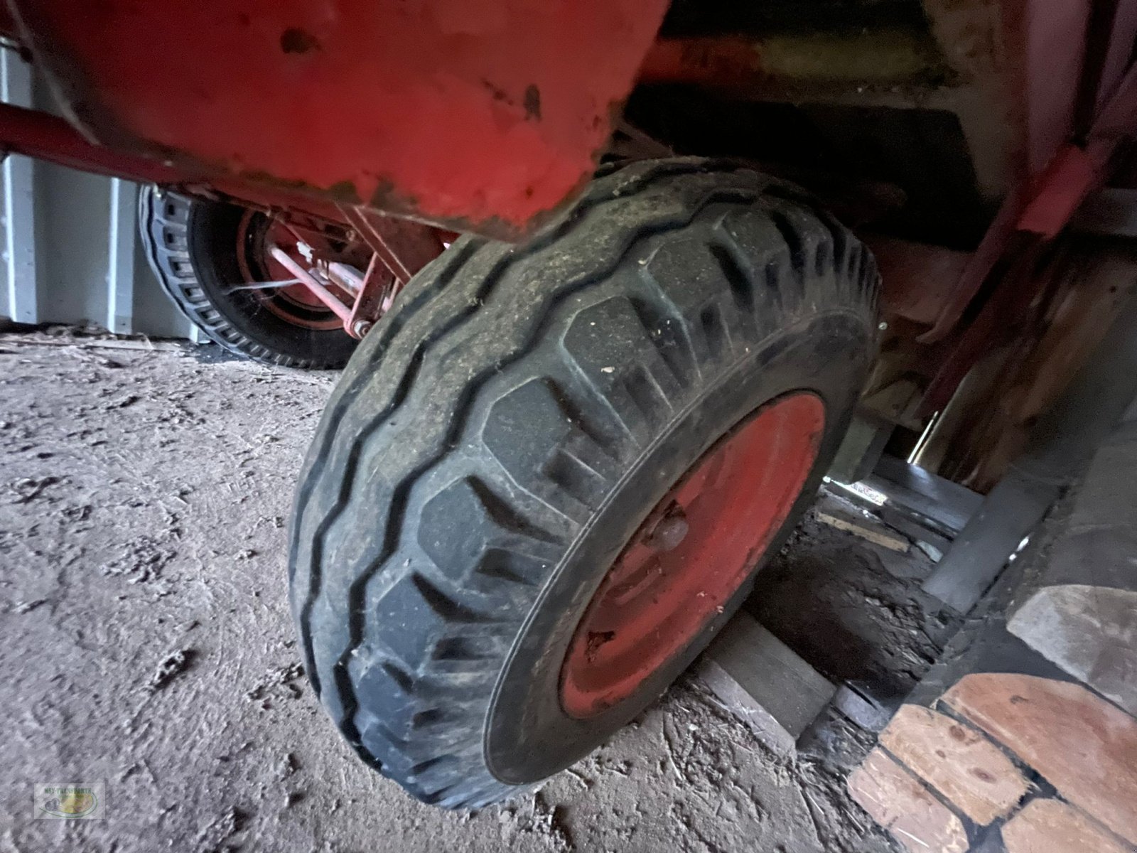 Kurzholzanhänger des Typs Strautmann Kratzboden, Gebrauchtmaschine in Velburg (Bild 5)