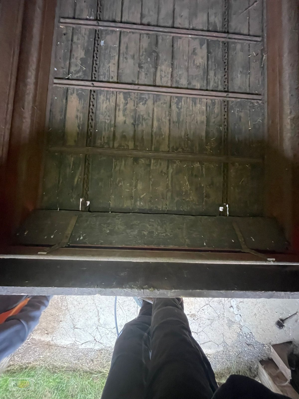 Kurzholzanhänger des Typs Strautmann Kratzboden, Gebrauchtmaschine in Velburg (Bild 9)