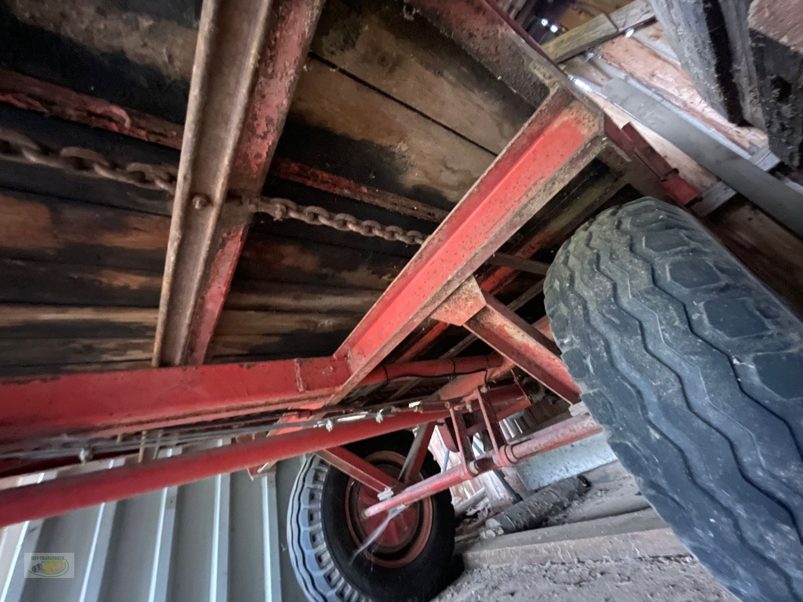 Kurzholzanhänger des Typs Strautmann Kratzboden, Gebrauchtmaschine in Velburg (Bild 10)