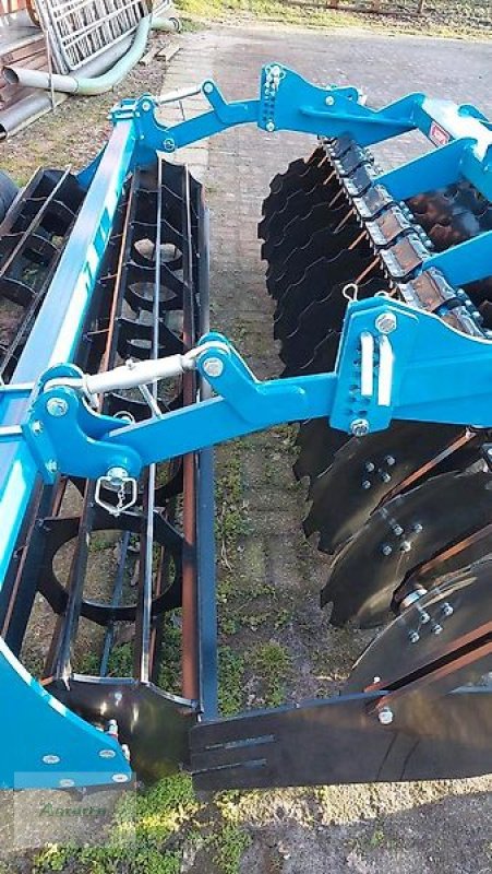 Kurzscheibenegge des Typs Agripol Blue Power 250 Scheibenegge Kurzscheibenegge 2.5m, Neumaschine in Gronau (Bild 16)