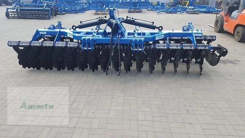 Kurzscheibenegge del tipo Agripol BLUE POWER 400 Scheibenegge Kurzscheibenegge 4m, Neumaschine In Gronau (Immagine 4)