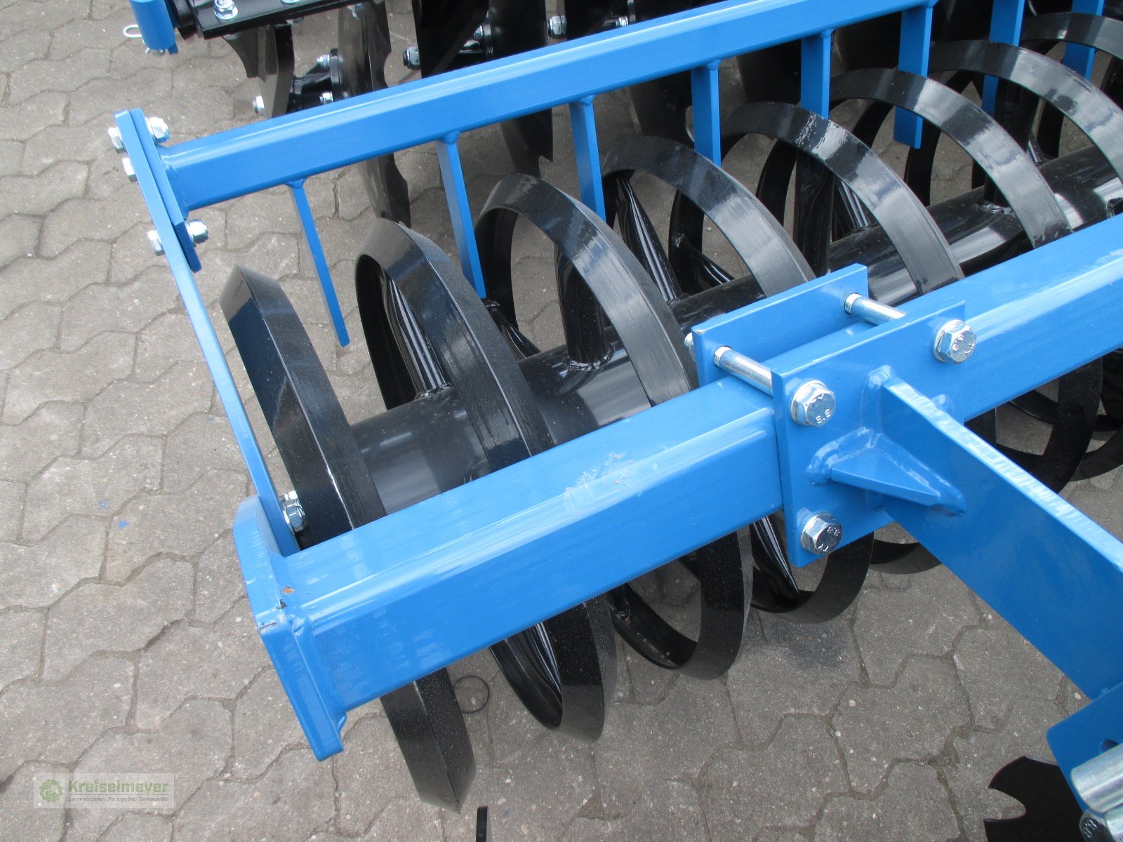 Kurzscheibenegge del tipo Agripol BP 300 Keilringwalze, Neumaschine In Feuchtwangen (Immagine 4)