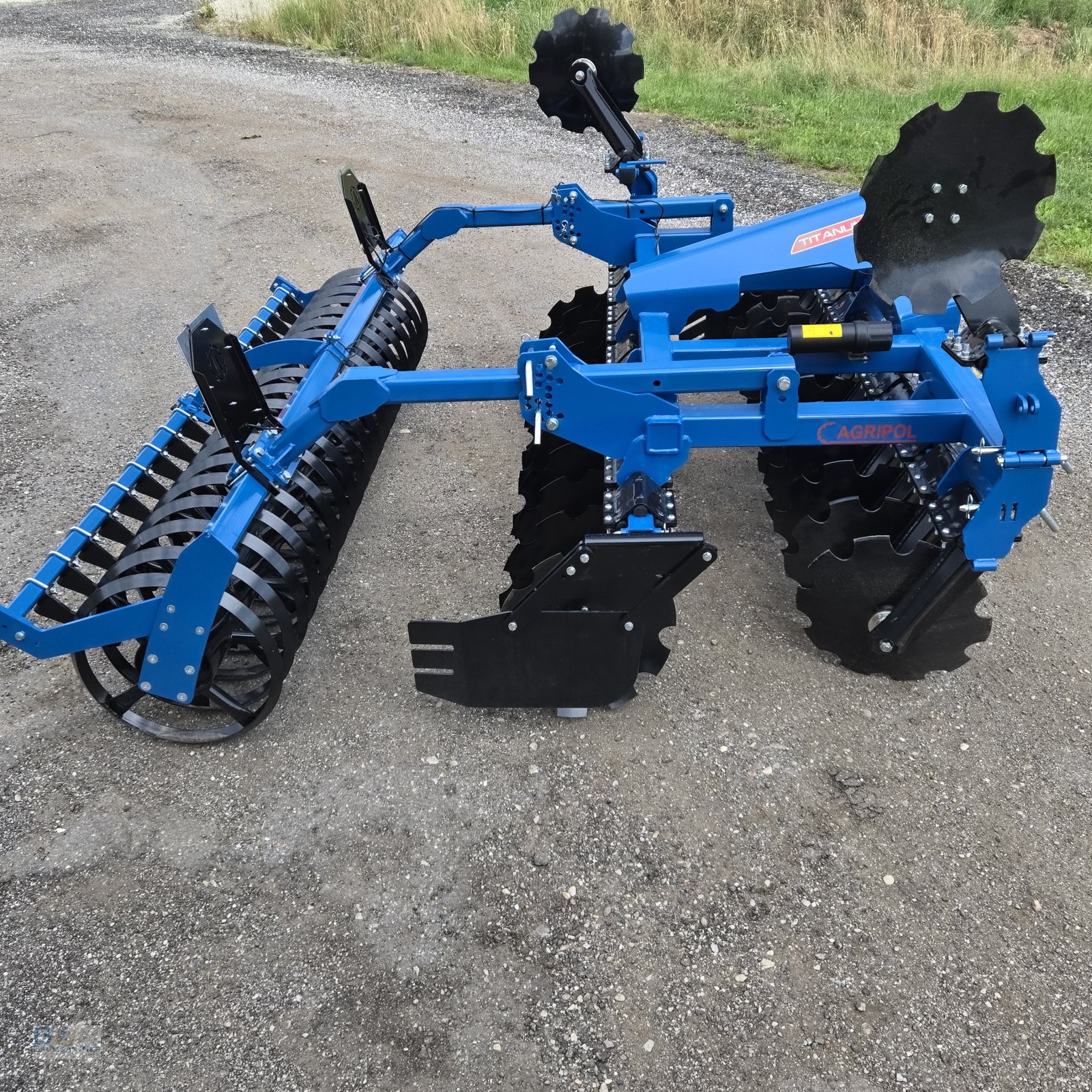 Kurzscheibenegge Türe ait Agripol Scheibenegge TITANUM 300 T Modell 2025 NEW - LINE, Neumaschine içinde Frontenhausen (resim 1)