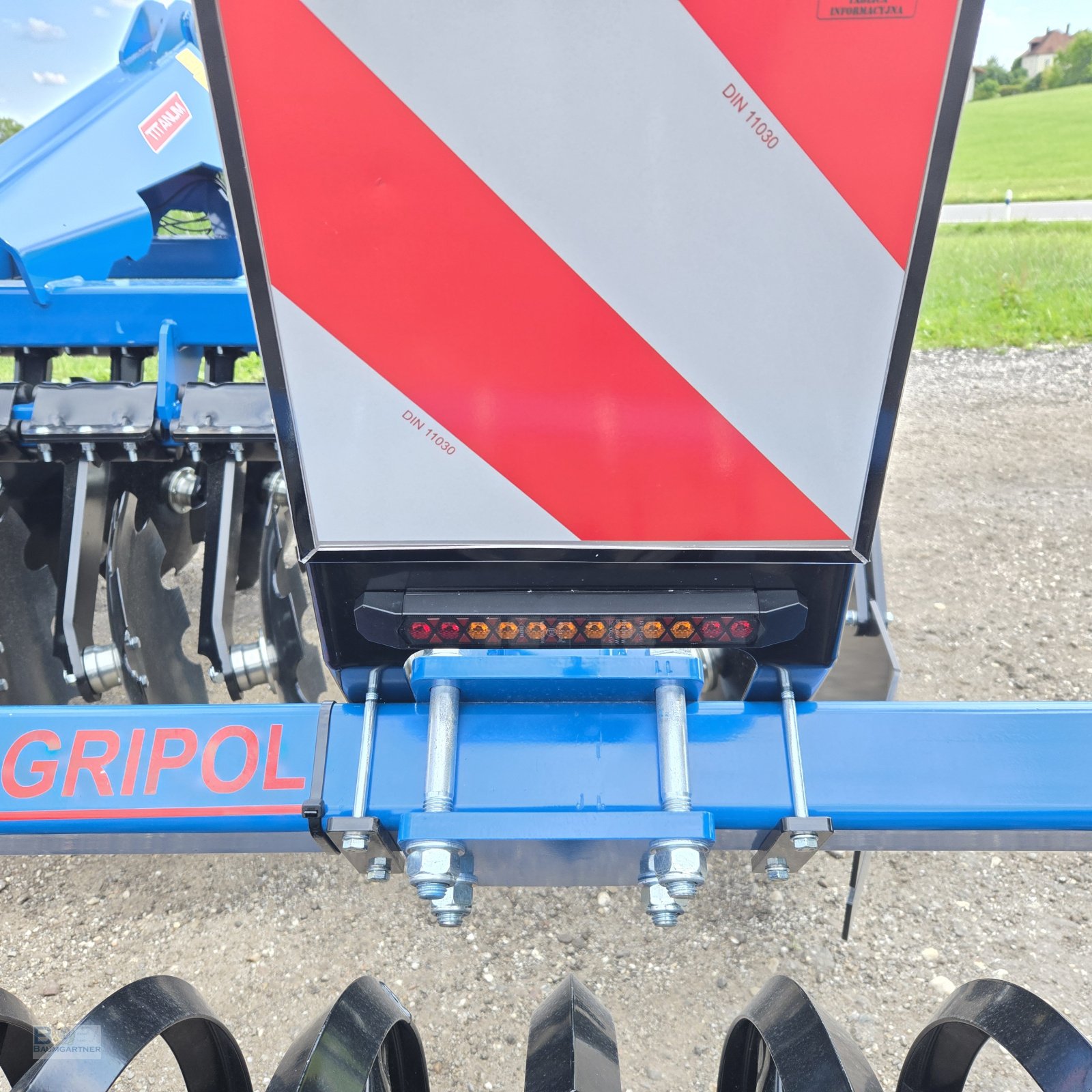 Kurzscheibenegge Türe ait Agripol Scheibenegge TITANUM 300 T Modell 2025 NEW - LINE, Neumaschine içinde Frontenhausen (resim 11)