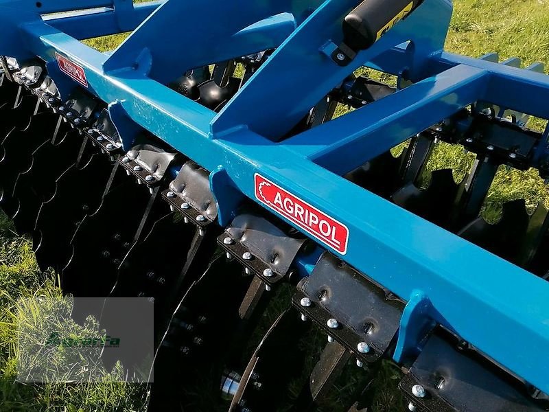 Kurzscheibenegge des Typs Agripol TITANUM 300 Scheibenegge 3m Kurzscheibenegge, Neumaschine in Gronau (Bild 17)