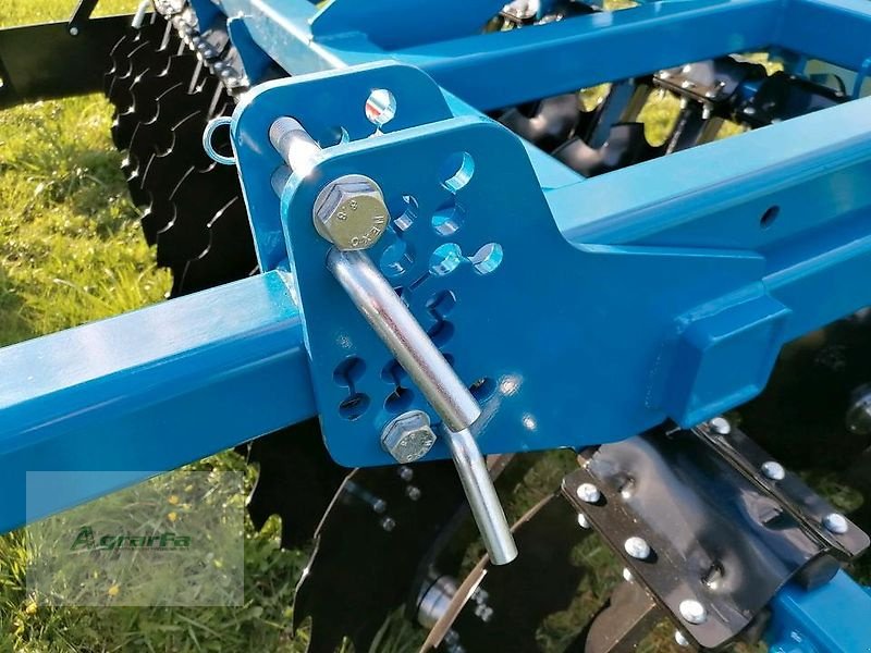 Kurzscheibenegge des Typs Agripol TITANUM 300 Scheibenegge 3m Kurzscheibenegge, Neumaschine in Gronau (Bild 18)