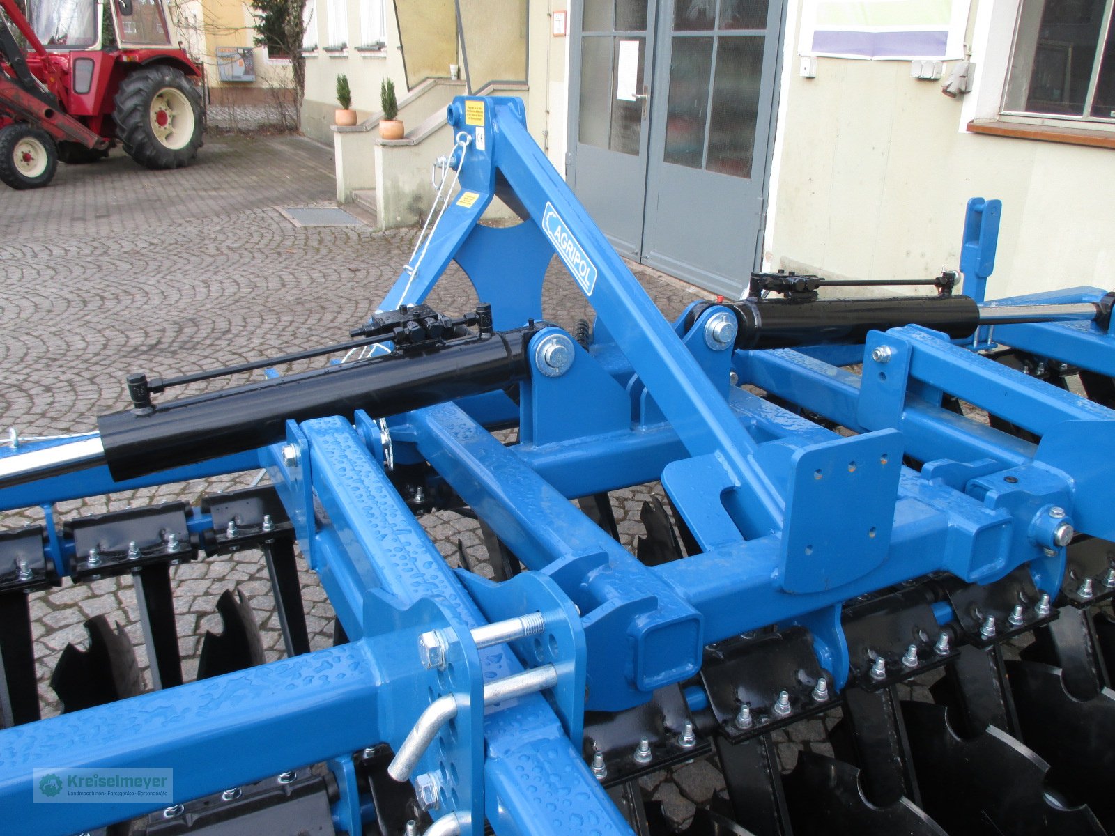 Kurzscheibenegge del tipo Agripol Titanum 400 hydr.klappbar m. Dachringwalze, Neumaschine In Feuchtwangen (Immagine 7)