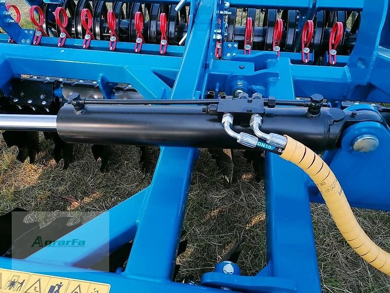 Kurzscheibenegge typu Agripol TITANUM 400 Scheibenegge 4m Kurzscheibenegge Grubber, Neumaschine v Gronau (Obrázek 9)