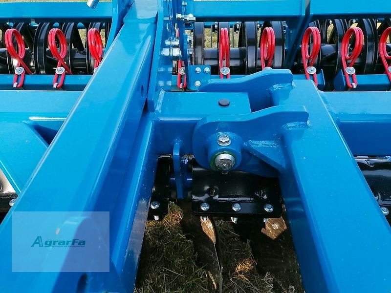 Kurzscheibenegge typu Agripol TITANUM 400 Scheibenegge 4m Kurzscheibenegge Grubber, Neumaschine v Gronau (Obrázek 8)