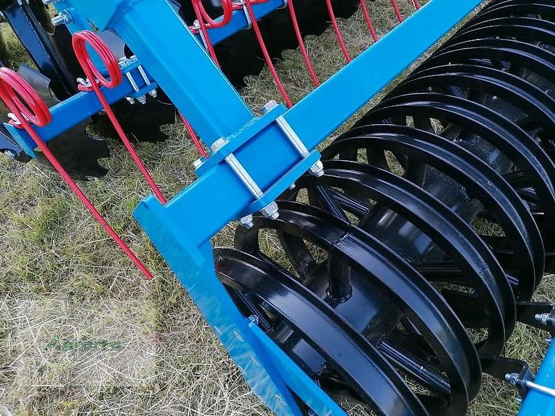 Kurzscheibenegge typu Agripol TITANUM 400 Scheibenegge 4m Kurzscheibenegge Grubber, Neumaschine v Gronau (Obrázek 15)