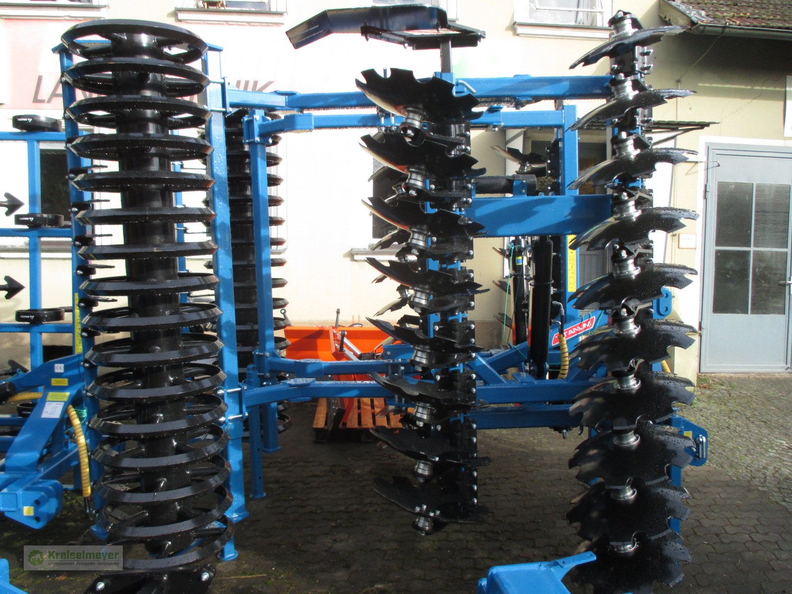 Kurzscheibenegge του τύπου Agripol Titanum 450 mit Dachringwalze hydr.klappbar, Neumaschine σε Feuchtwangen (Φωτογραφία 10)